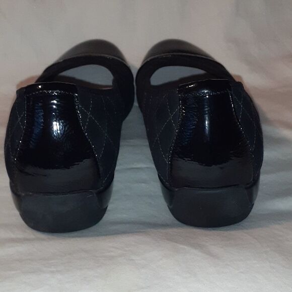 Waldlaufer Patent Leather Cap Toe & Heel Quilted Suede Flat Shoes Size 10 - Picture 4 of 9